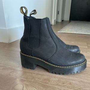 Doc marten rometty chunky heel